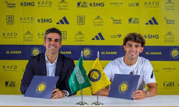 رسميا جواو فيلكس يرتدى قميص النصر السعودي