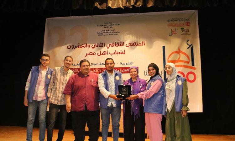 معروضات تراثية وعروض فنية تجسد إبداعات شباب "أهل مصر" بقصر ثقافة شبرا