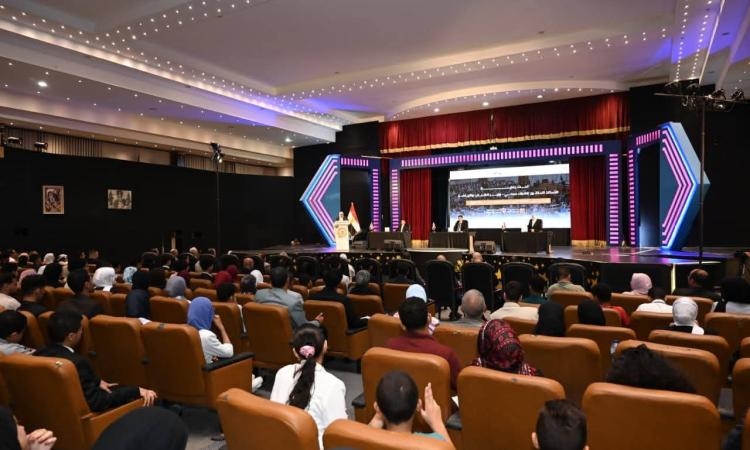 وزير الرياضة ومحافظ الإسكندرية يشهدان مؤتمر بطولتي العالم للشباب