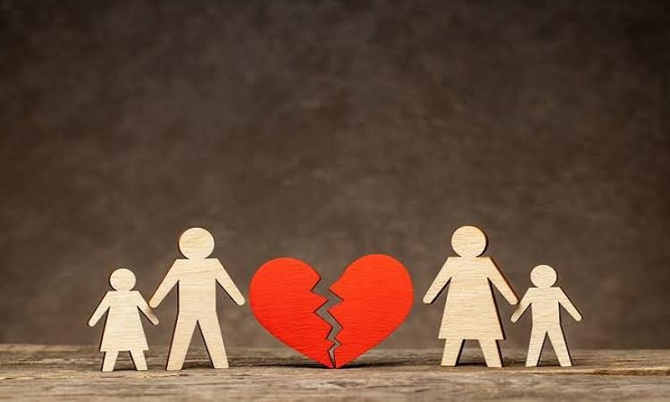 عبد الرحمن مؤمن: شريك الحياة المناسب يحمي من الطلاق والتفكك الأسري