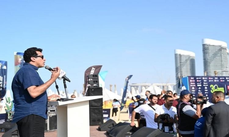 وزير الرياضة يطلق ماراثون العلمين الدولي ضمن فعاليات "30 يوم تحدي"