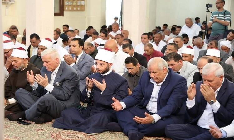 وزير الأوقاف ومحافظ الوادي الجديد يشهدان صلاة الجمعة ببئر العبد بشمال سيناء