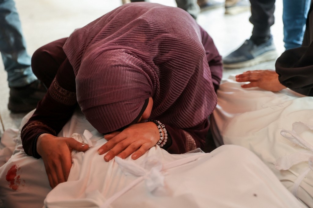Israel kills 103 Palestinians daily in Gaza offensive, monitor says