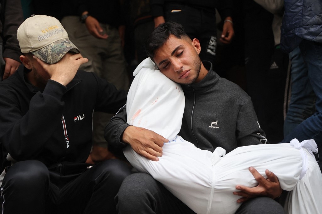 Israeli attack on journalist tent near Nasser Hospital kills two, injures several