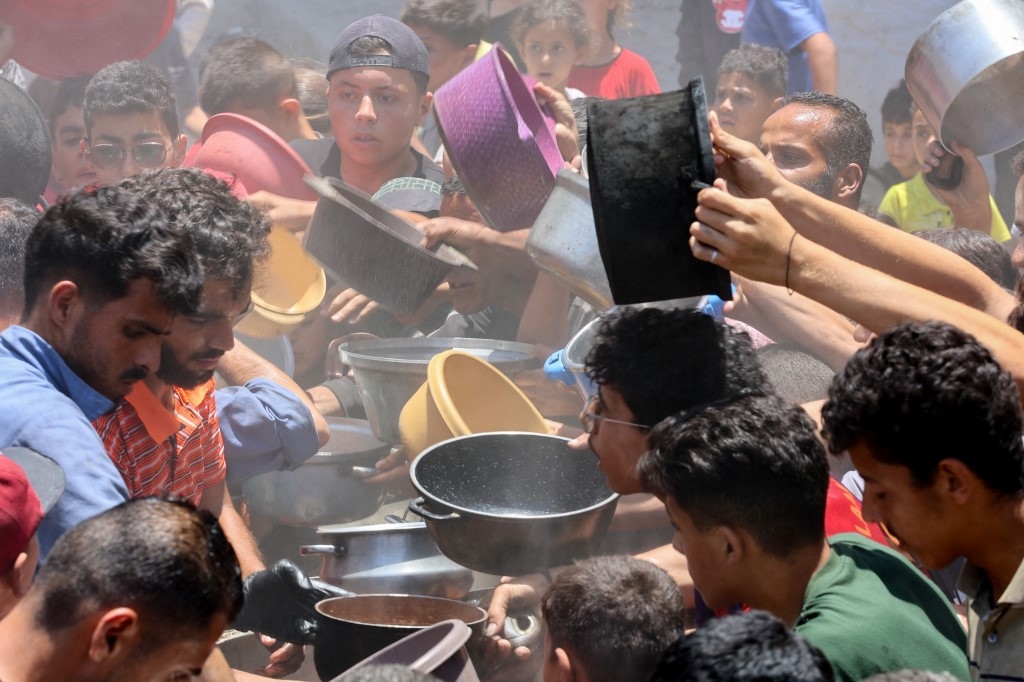 Israel shells Rafah aid site, killing five Palestinians