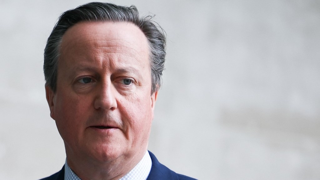 Humza Yousaf demands investigation over David Cameron's threat to ICC