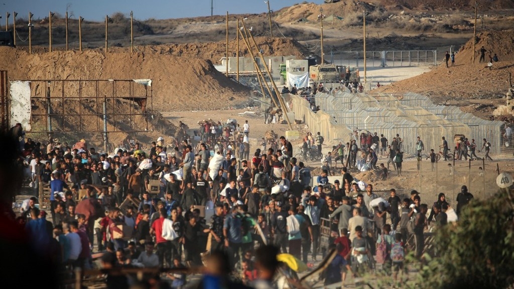 Hamas gives Israel-backed gang leader in Gaza 10 days to surrender