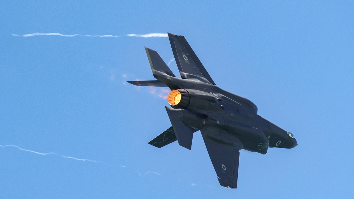 Israel and US modified F-35s to enable Iran attack without refuelling, sources say