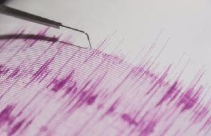 إخلاء ساحل تشيلى خوفا من حدوث تسونامى بعد زلزال بقوة 7.4 درجة