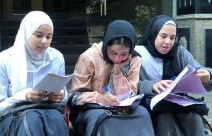 موعد امتحانات الفصل الدراسى الثانى لطلبة الصف الثالث الإعدادى بالجيزة