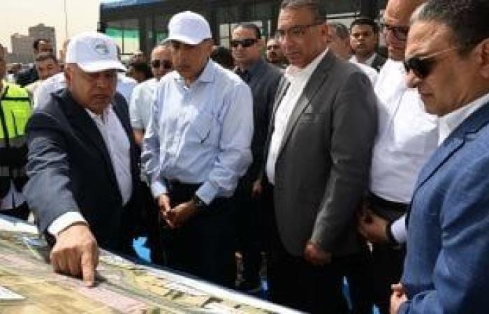 رئيس الوزراء: الأتوبيس الترددى على الطريق الدائرى مشروع كان "حلما"