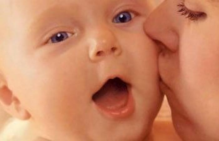 جدول تطعيمات الأطفال منذ الولادة وحتى 18 شهرًا.. تفاصيل