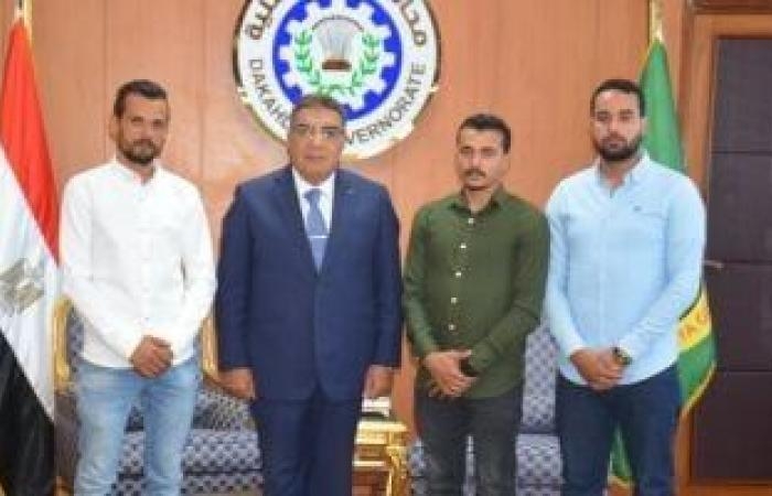 محافظ الدقهلية يطلق اسم البطل خالد عبد العال على المدرسة الإعدادية بقريته