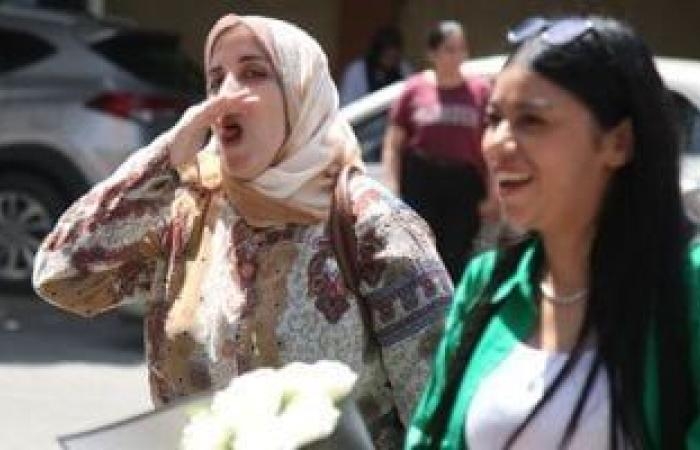 فرحة عارمة بين طلاب الثانوية العامة بعد امتحان اللغة العربية: البداية مطمئنة
