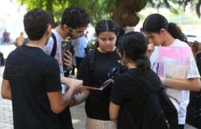 المحطة الأصعب.. طلاب الثانوية العامة يؤدون اليوم امتحان الفيزياء والتاريخ