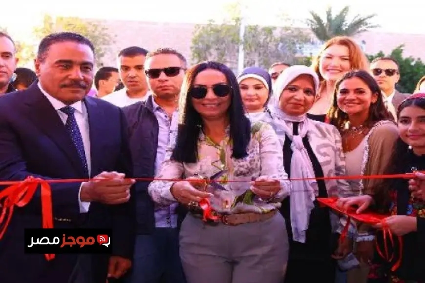 وزيرة التضامن تفتتح معرض 'ديارنا للحرف اليدوية والتراثية' بالساحل الشمالى
