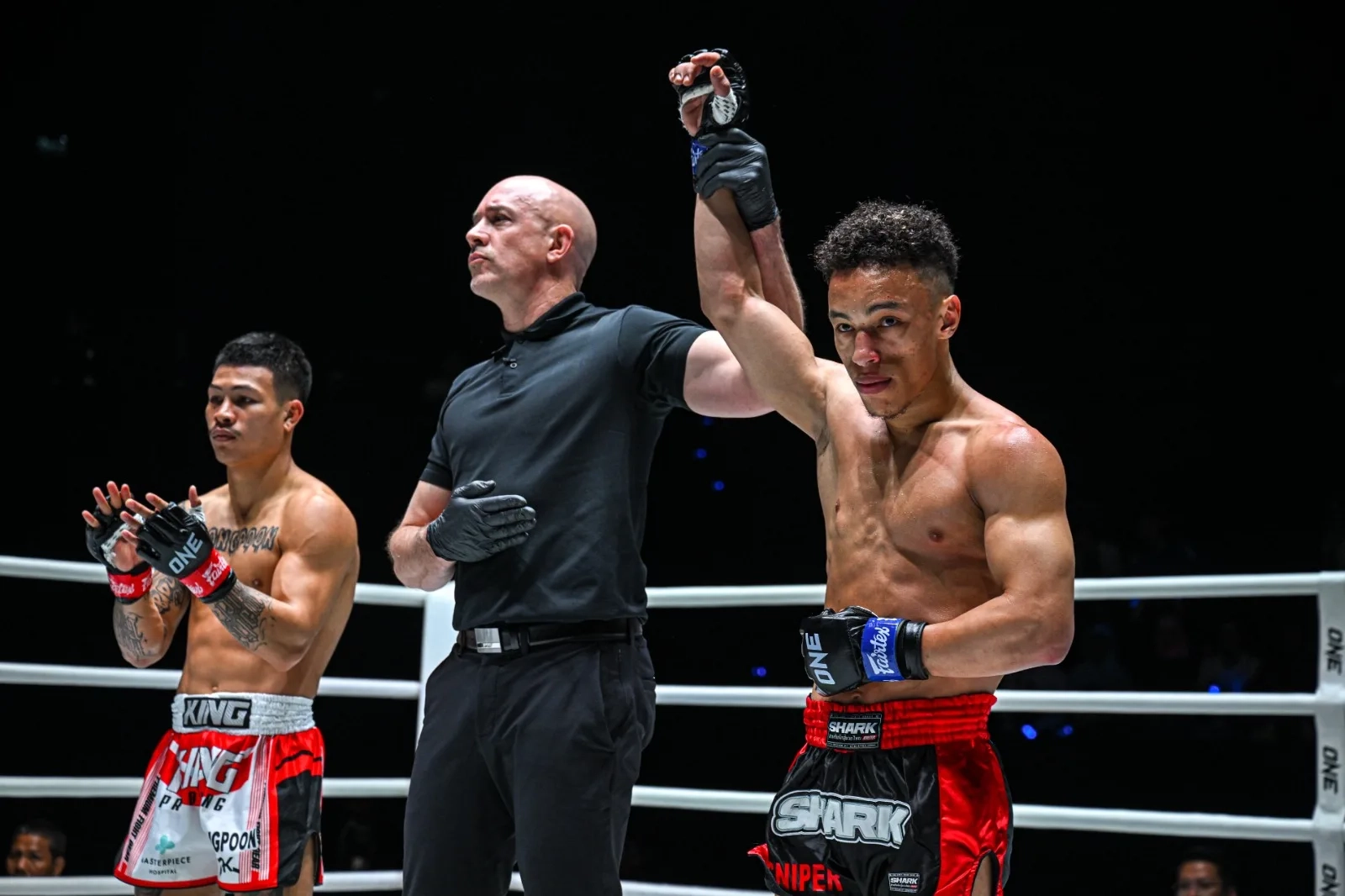 Elmehdi El Jamari Knocks Out Thai Star Thongpoon in Bangkok