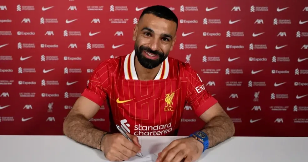 Mohamed Salah Commits to Liverpool With New Two-Year Deal