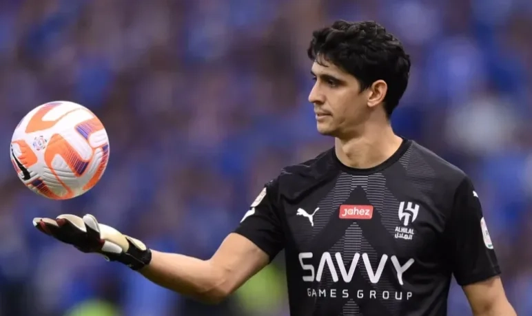 Bounou Breaks Unwanted Record with Hilal