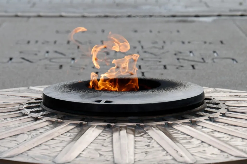 Cigarette at Unknown Soldier: France Set to Revoke Residency of Moroccan Man