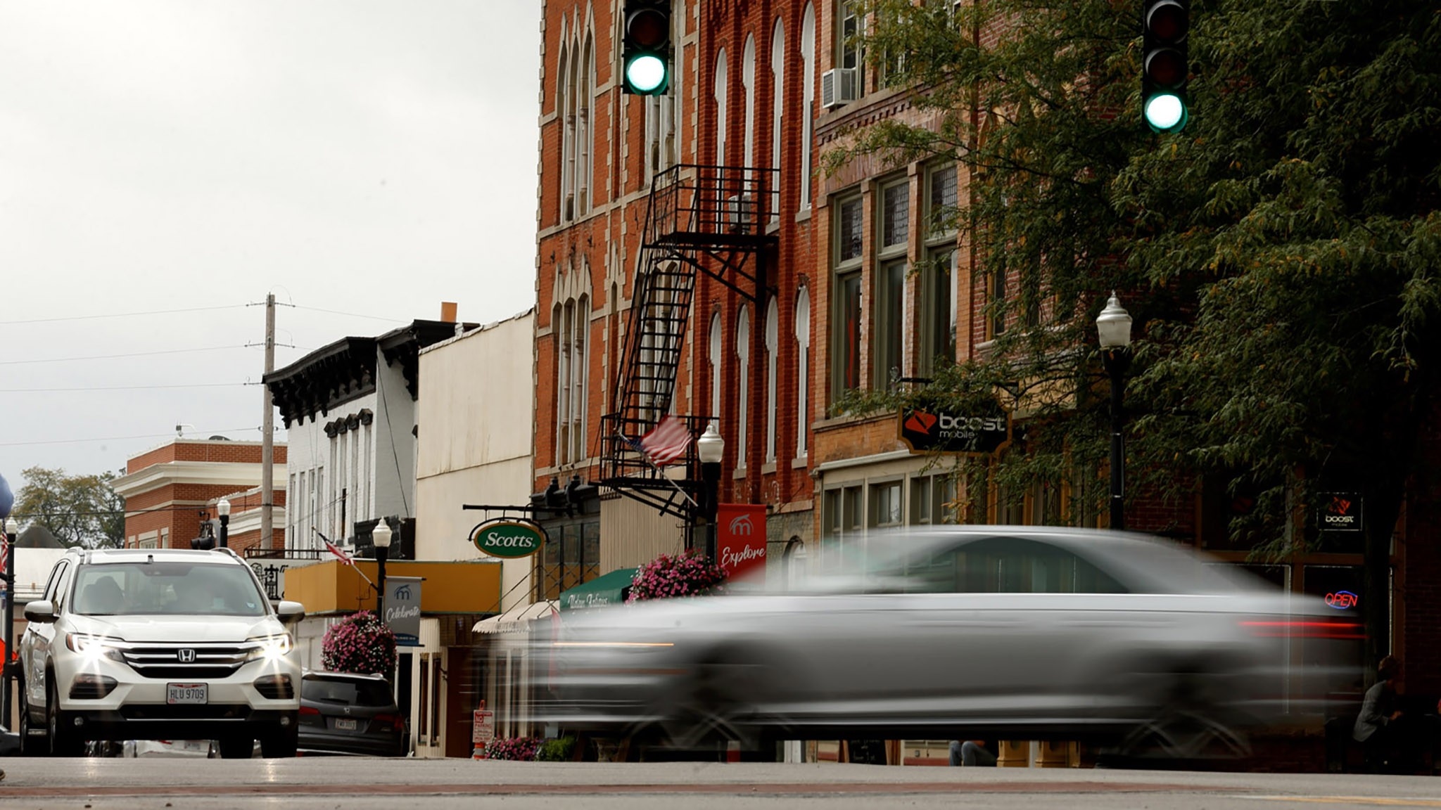 Brake Lights on the Front of Your Car? They're Being Studied—and Could Prevent More Crashes