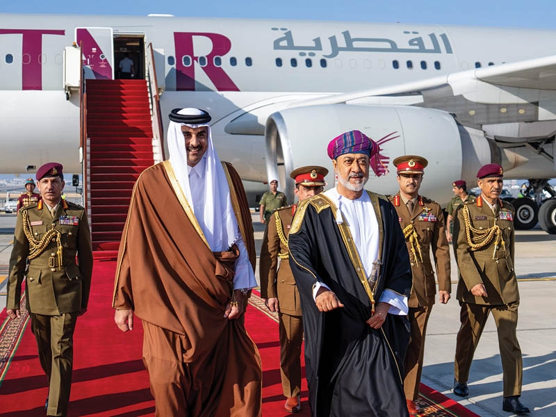 Qatar Emir begins 2-day state visit to Oman