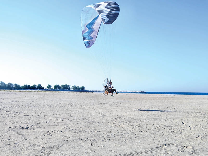 Oman's national paragliding team gears up for GCC Beach Games