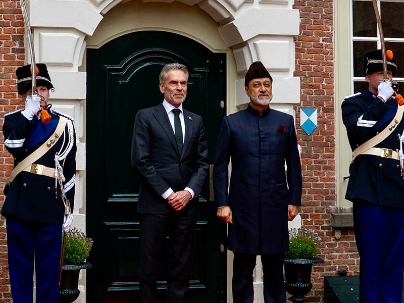 H M, Dutch PM exchange views on common concerns