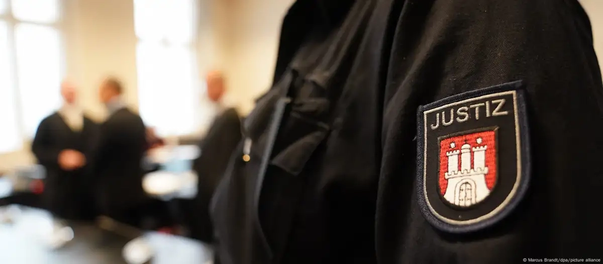 4 Russians suspected of supporting IS on trial in Germany