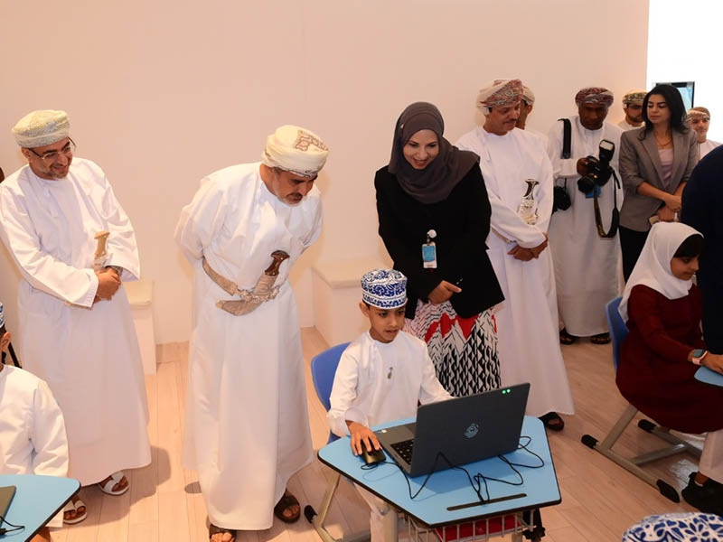 Digital curricula rolled out for grades 1 to 12 in Omani schools