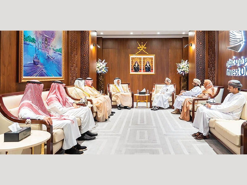 Oman, Saudi Arabia discuss closer industrial, trade ties
