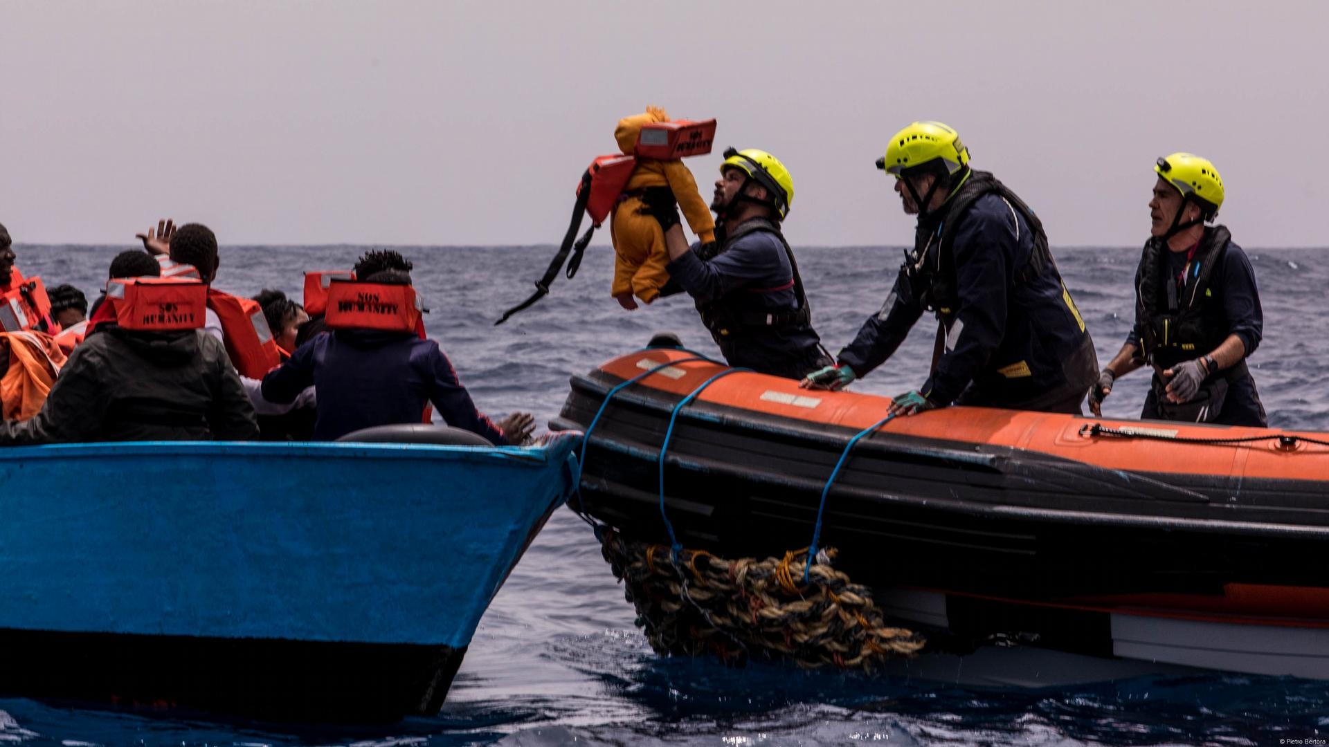 Migration: Rescuers still suffer from lack of political support