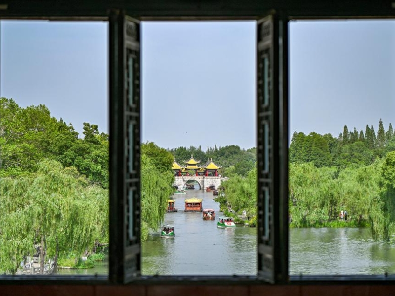 China announces visa-free entry for Omanis