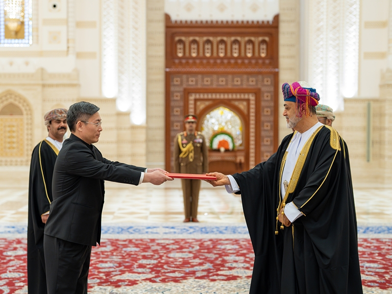 His Majesty receives credentials of foreign ambassadors