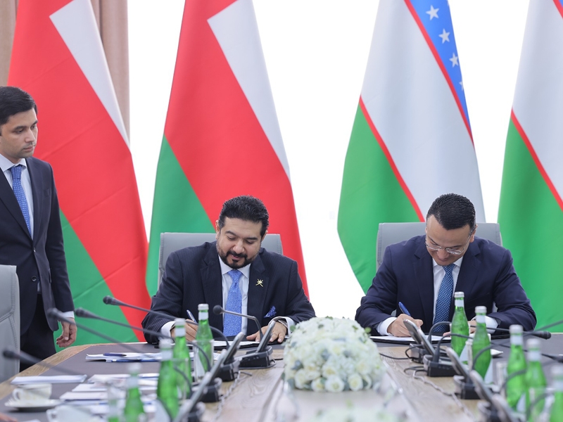 Oman, Uzbekistan ink deals to expand air links, trade