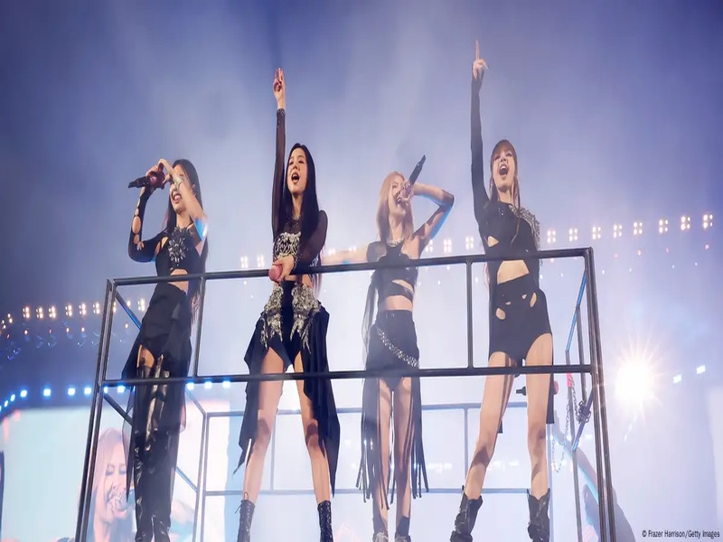 Blackpink's Comeback Begins: ‘Jump' Debuts on Deadline Tour