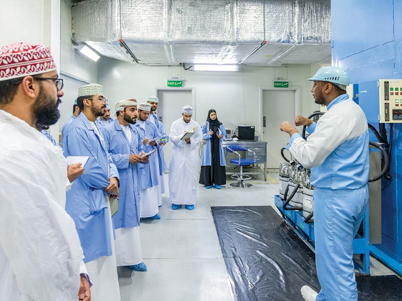 MoL reintegrates over 10,000 Omanis into workforce in 5 years