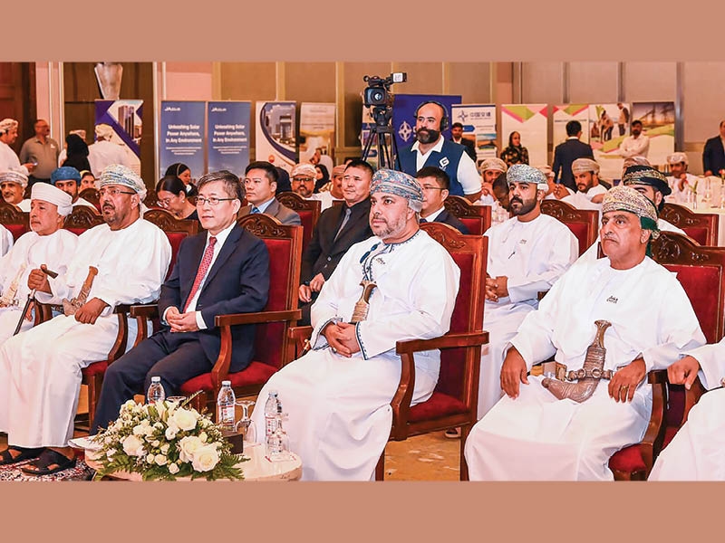 Oman, China explore deeper ties at Salalah forum