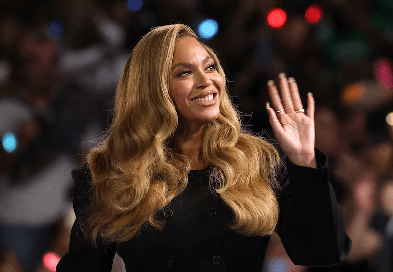Beyoncé takes home her first Emmy for Beyoncé Bowl