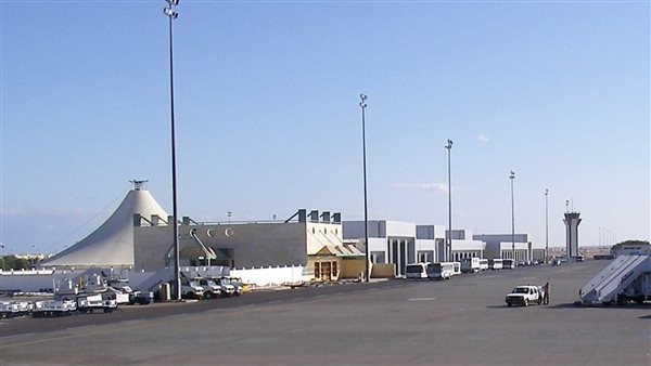 جمارك مطار الغردقة تحبط محاولة تهريب كمية من مخدر الماريجوانا