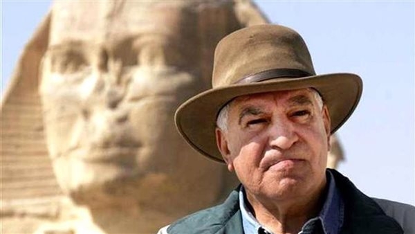 زاهي حواس: قناع توت عنخ آمون الأهم في العالم ويزن 11 كيلو ذهب صافى