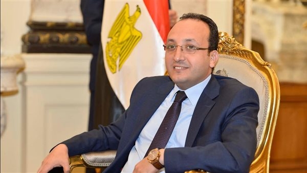 مستشار رئيس الوزراء ينفي معلومات مغلوطة بشأن تصدير المانجو.. ويصفها بـ«حرب الشائعات»