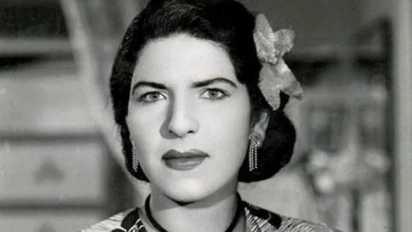 في ذكرى ميلاد زينات صدقي.. كرمها الرئيس السادات وعانت في سنواتها الأخيرة