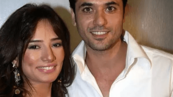 بعد قليل.. أولى جلسات استئناف زينة لزيادة نفقة توأمها من أحمد عز