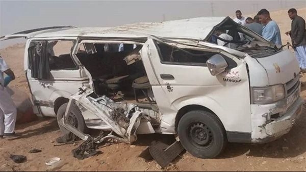إصابة 5 أشخاص في انقلاب ميكروباص بطريق أبو غصون بمرسى علم