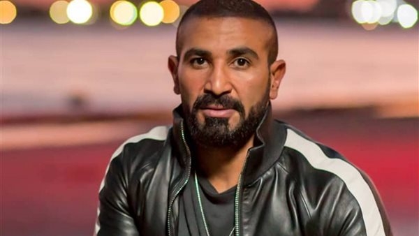 أحمد سعد يتعرض لحادث سير بسيارته الجديدة ويطمئن جمهوره:«أنا وأسرتي بخير»