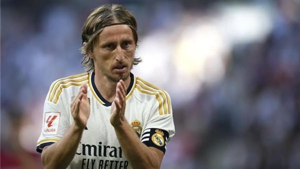 أليجري يعلن ضم مودريتش إلى ميلان الإيطالي