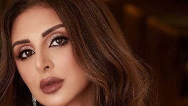 الفنانة انغام في غرفة عزل؟ محمود سعد يكشف تطورات حالتها الصحية: «دعواتكم»