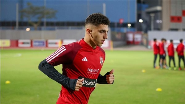 كوكا مهدد بالغياب عن الأهلي أمام بالميراس البرازيلي