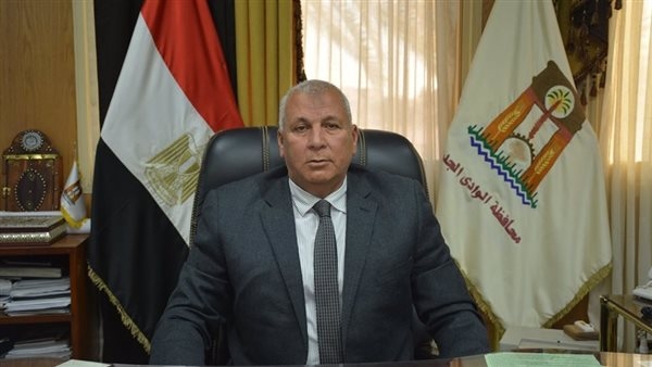 محافظ الوادي الجديد يوجه بفتح مكاتب لتحفيظ القران الكريم